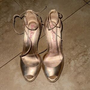 Lilly Pulitzer Elegant Gold Peep-Toe Heels